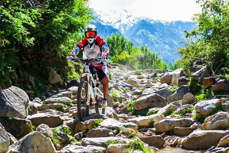 Mountain Biking in Manali